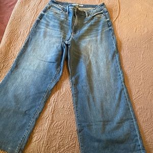 High-rise, wide-leg cropped jeans
